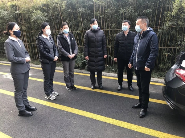 1584664757424493.jpg 三箭物业人在一线,防疫工作进行时2.jpg