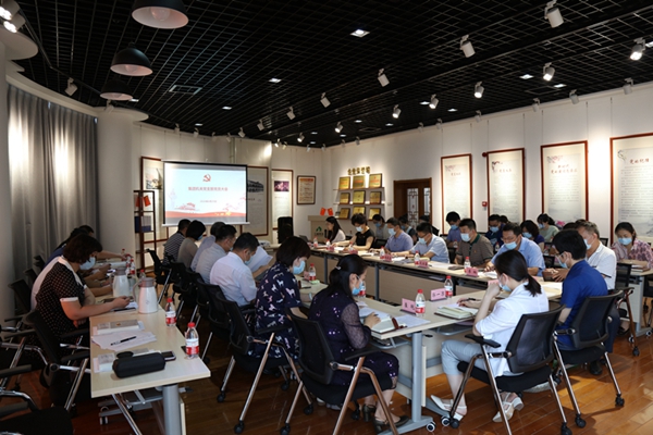 1593593263242323.jpg 支部书记讲党课.JPG