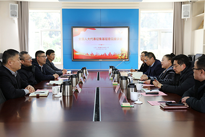 全国人大代表主动征集意见,发挥代表作用