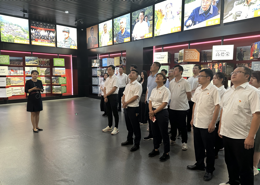 大小单双平台网址各级团组织开展主题团日活动